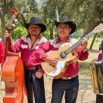 Chirrines con Tololoche de San Fernando Valley CA